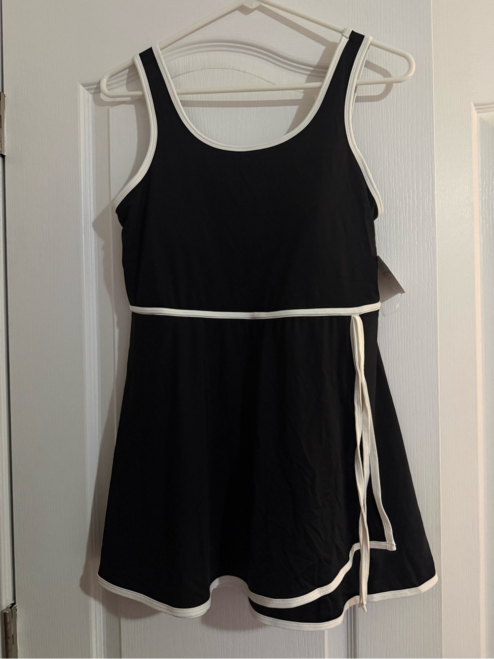NWT Arizona black tennis dress, size L juniors